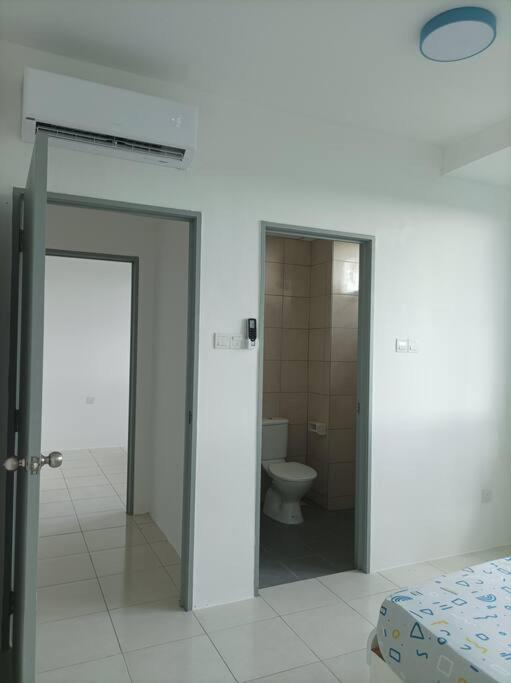 Ike Village Homestay Near With Uitm Kota Samarahan エクステリア 写真